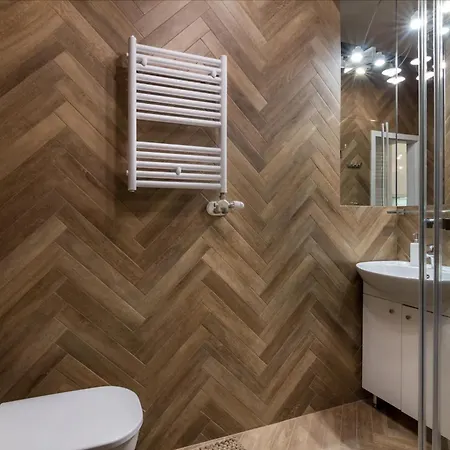 - Centre Of - Starowislna 54