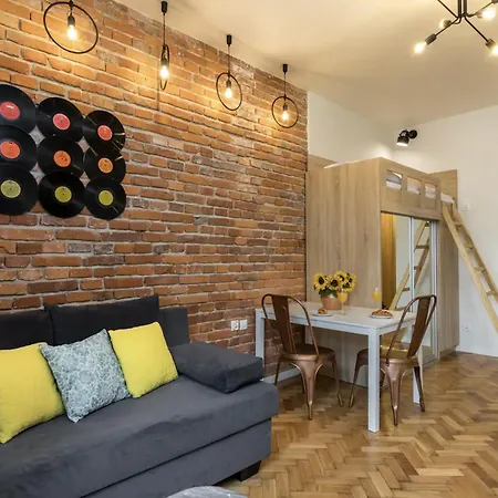 Retro Harmony Studio With Ac - Krakow Center Апартаменты